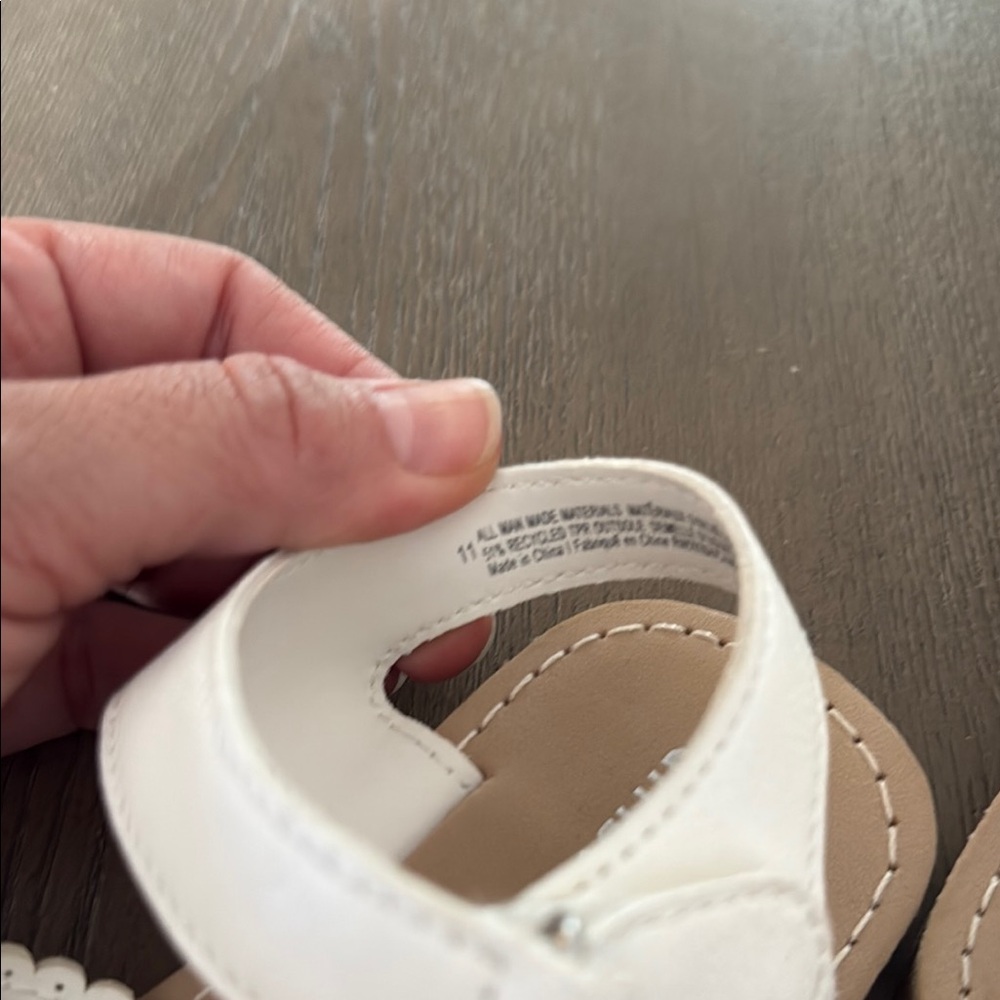 Gymboree White Sandals for Toddler girls size 11 - Picture 5 of 6